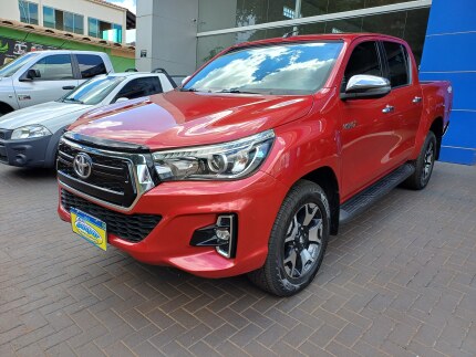 Hilux SRX AT